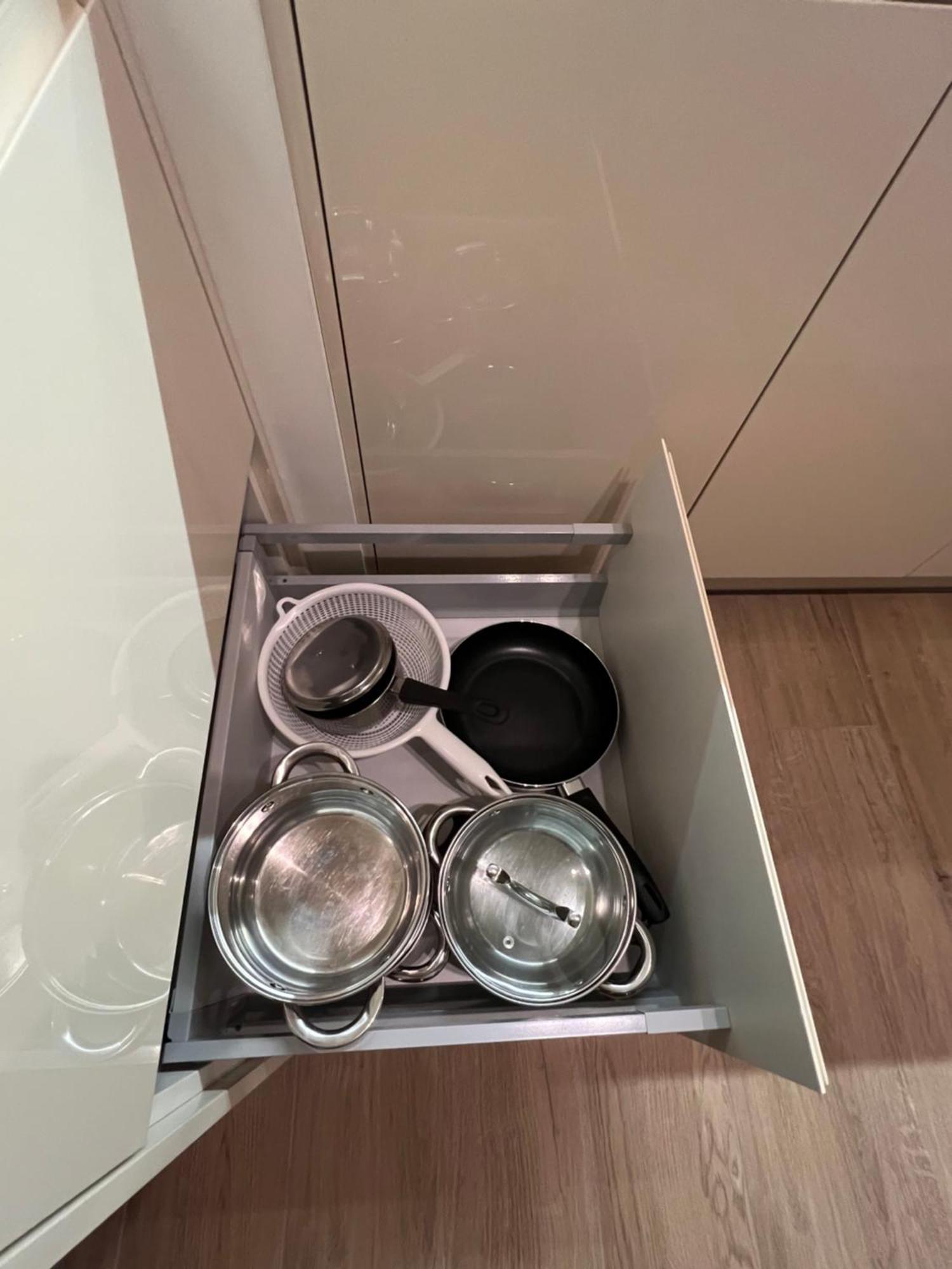 70 Metro Apartment *